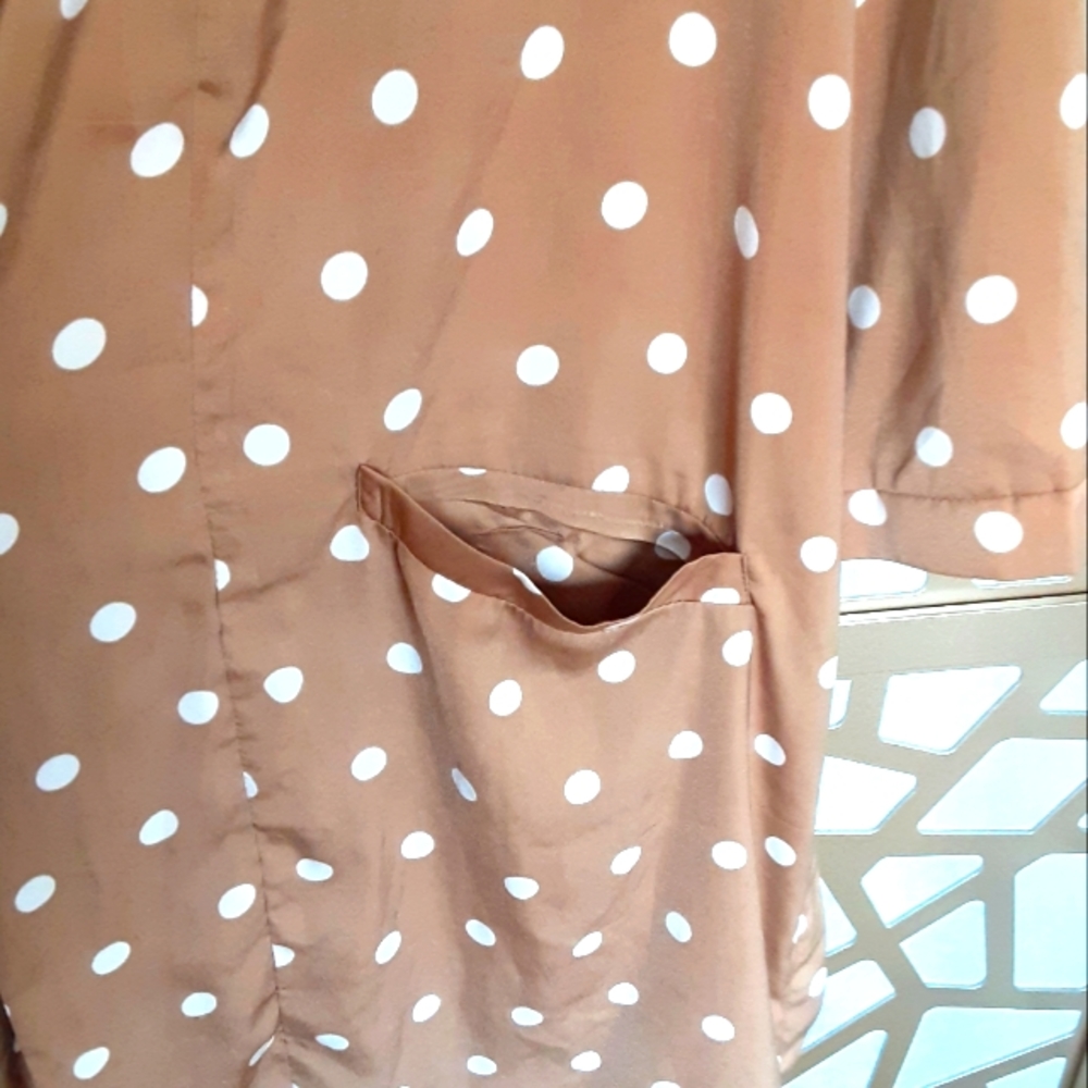 NWOT BB DAKOTA Deedra Duster Tan/Cream Dot - Picture 3 of 10